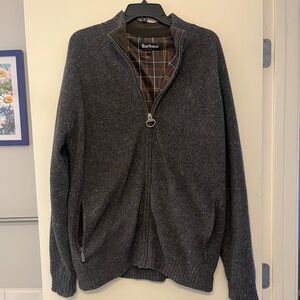 Men’s Barbour Charcoal Gray 100% Lambswool Zip Up Sweater with Plaid interior XL